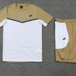 Nike Tech Fleece Άσπρο/Μπέζ Καλοκαιρινό Σέτ
