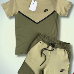 Nike Tech Fleece Μπέζ/΄Λαδί Καλοκαιρινό Σέτ